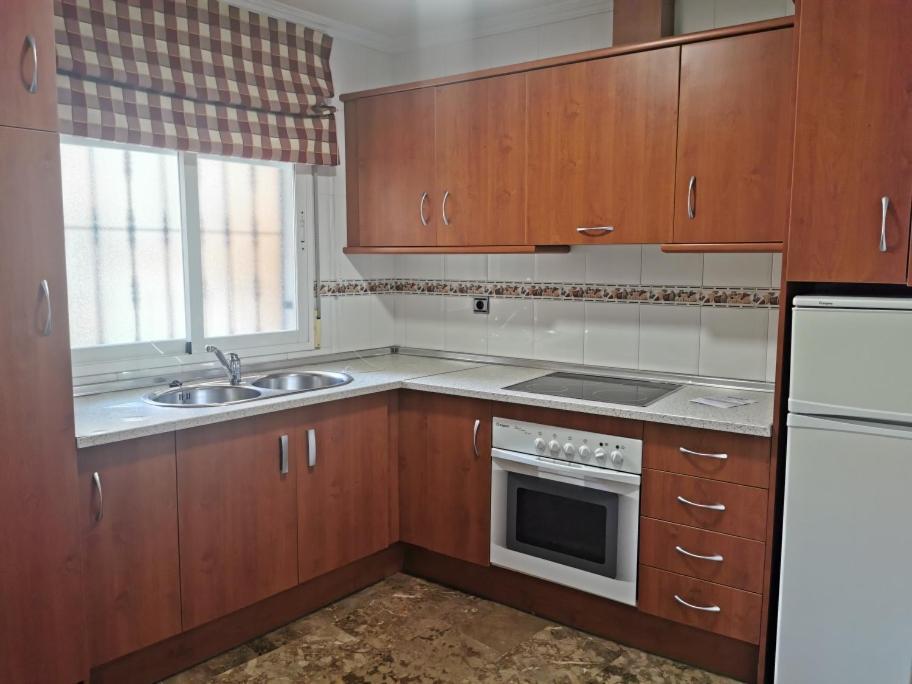 Apartamentos El Trovador Cazorla Esterno foto